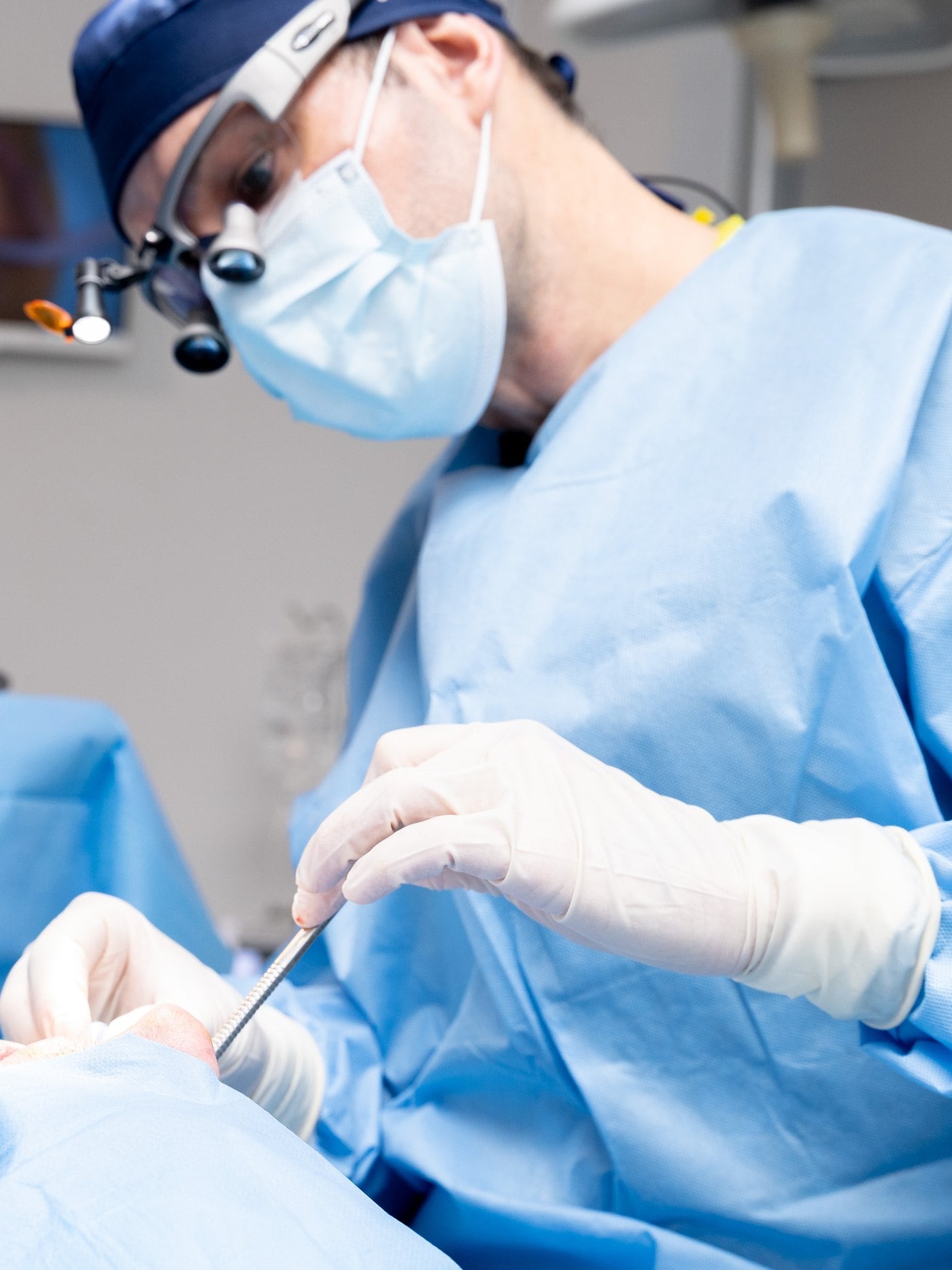 Dr Arnaud Beneytout, chirurgien-dentiste à Bordeaux